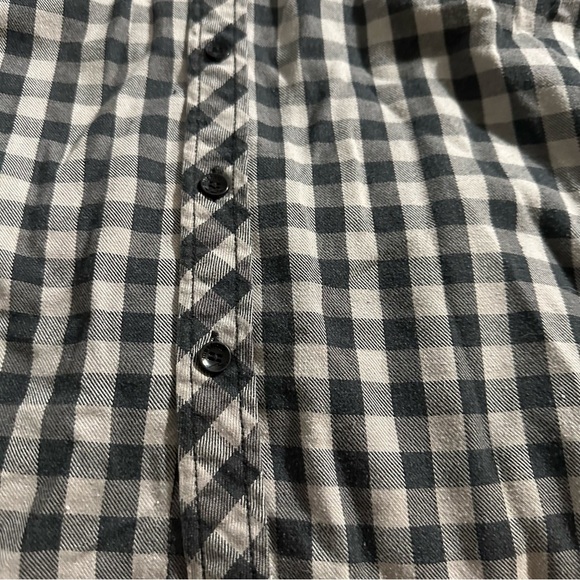 Casual Black and Gray Plaid Button Down Shirt - Picture 4 of 4